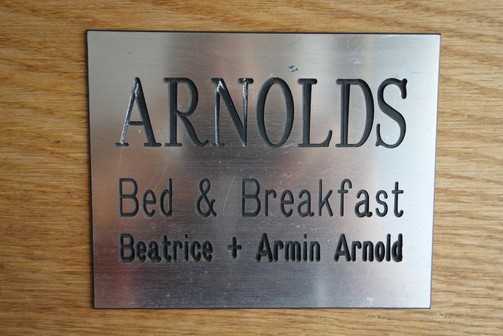 Arnolds Bed & Breakfast Интерлакен Екстериор снимка